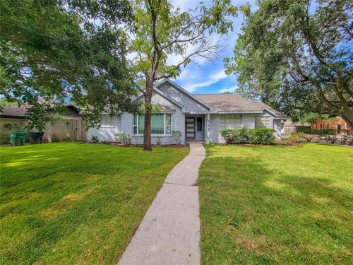 5402 Ariel St, Houston, TX, 77096-2202 | Card Image