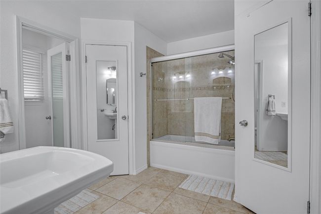 9831 Briar Ridge Dr, House other with 3 bedrooms, 2 bathrooms and 4 parking in Austin TX | Image 29
