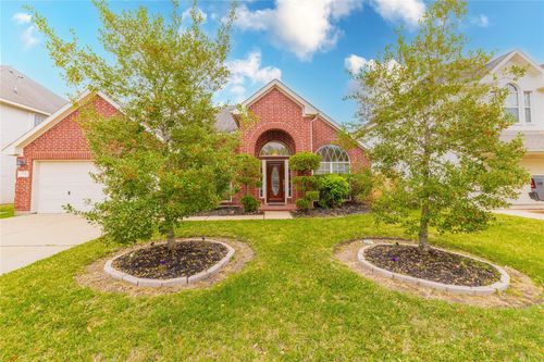 2201 Signal Hill Dr, Pearland, TX, 77584-1672 | Card Image