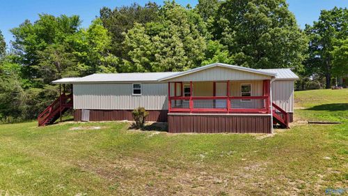 275 Chippewa Dr, Hamilton, AL, 35570-3601 | Card Image