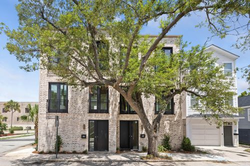 48 Cooper St, Charleston, SC, 29403-5054 | Card Image