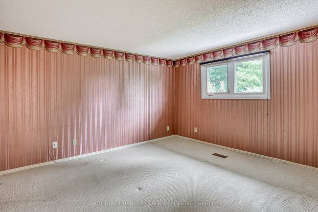 535 Peggoty Cir, House other with 3 bedrooms, 3 bathrooms and 4 parking in Oshawa ON | Image 21