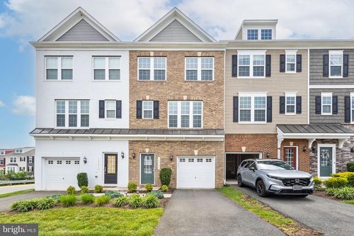 15303 Linville Creek Dr, HAYMARKET, VA, 20169-6292 | Card Image
