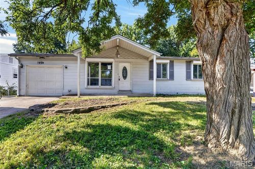 1424 Farmview Avenue, St Louis, MO, 63138 | Card Image