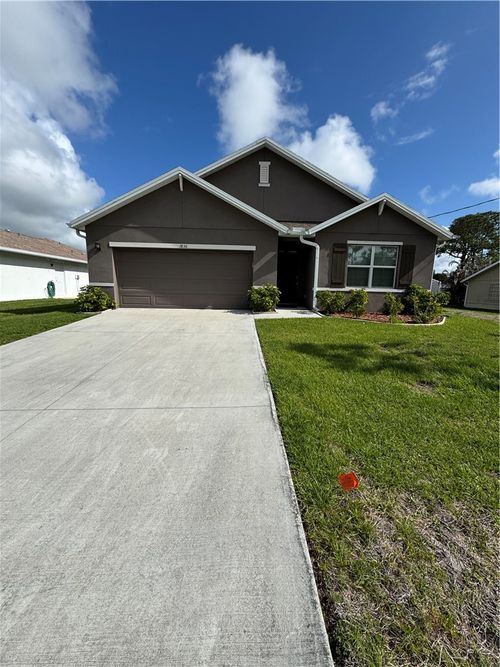 1836 Barber St, SEBASTIAN, FL, 32958-6256 | Card Image