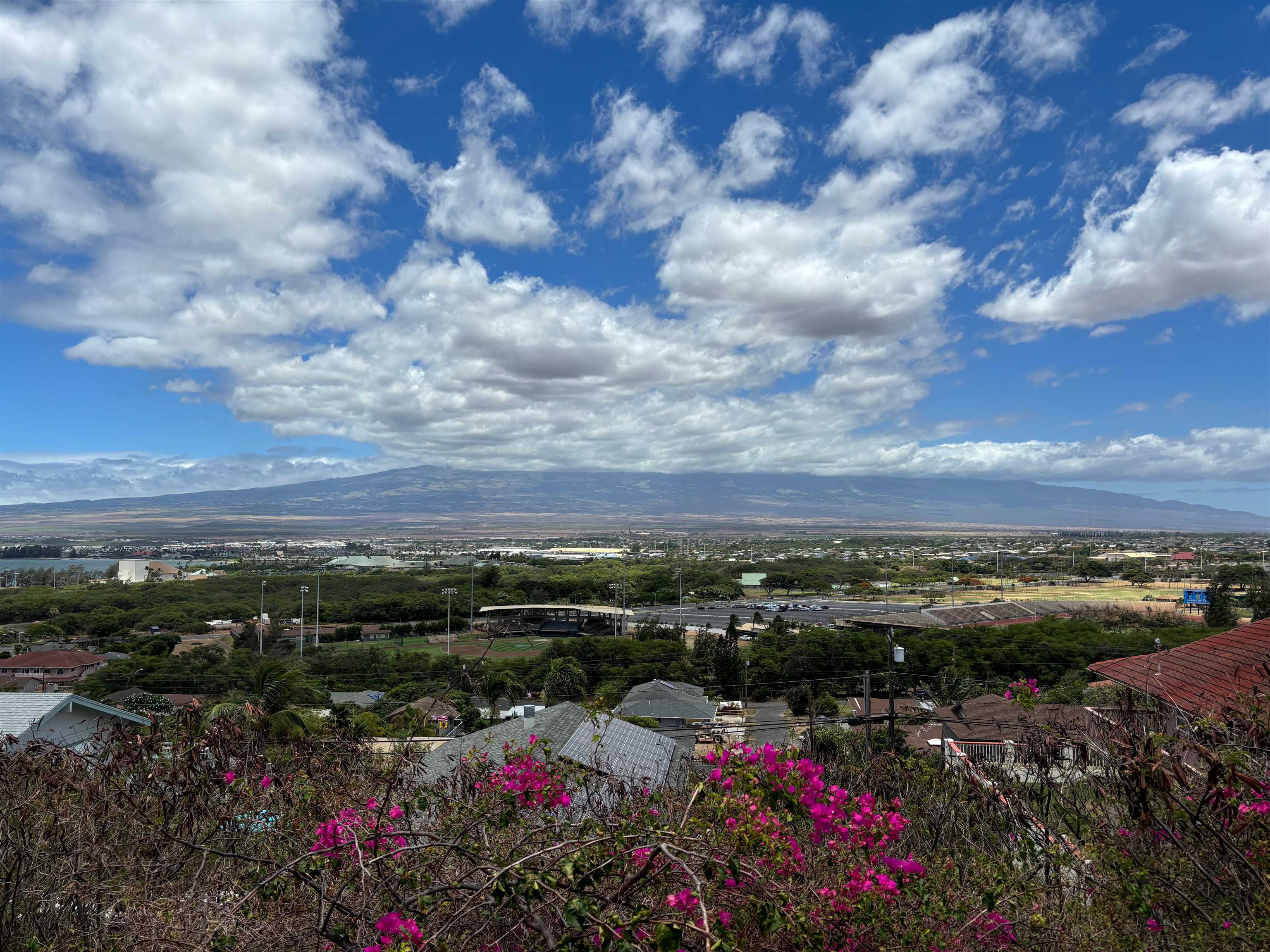 Liholiho St, Wailuku, HI 96793