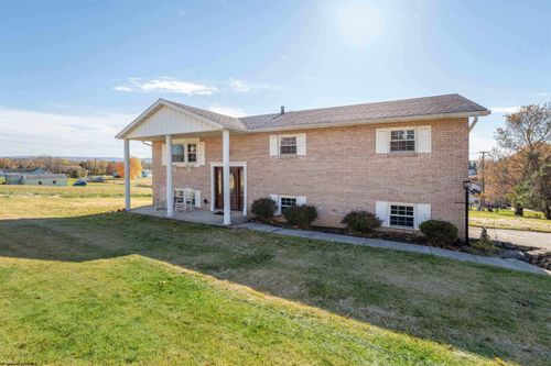 110 Emerald Ct, Morgantown, WV, 26505-2513 | Card Image