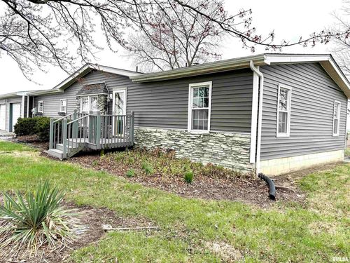 291 S Main St, Hoyleton, IL, 62803-2519 | Card Image