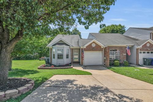 6661 Hickory Trace Cir, Chattanooga, TN, 37421-3676 | Card Image