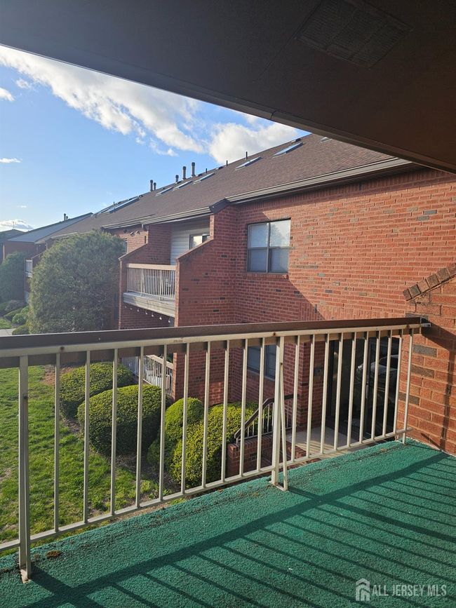 E - 144 Beverly Hill Ter, Townhouse with 1 bedrooms, 1 bathrooms and null parking in Woodbridge NJ | Image 16