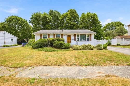 20 Pine Hill Ter, Rockland, MA, 02370-1539 | Card Image