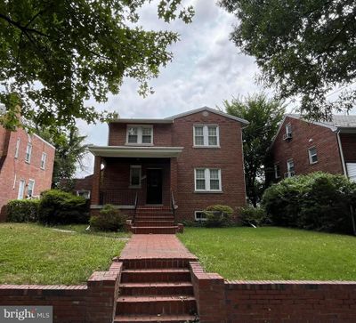 5615 N Capitol Street Ne, House other with 3 bedrooms, 1 bathrooms and null parking in WASHINGTON DC | Image 1