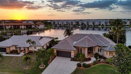 1518 Kinglet Dr, PUNTA GORDA, FL, 33950-8202 | Card Image