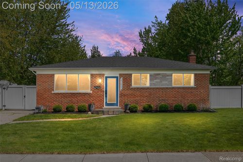23637 Allor St, Saint Clair Shores, MI, 48082-2118 | Card Image