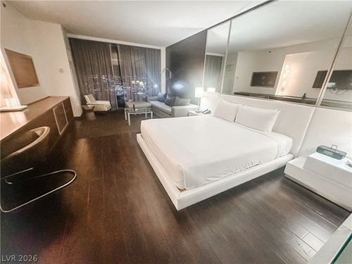 2105-4381 W Flamingo Rd, Las Vegas, NV, 89103-3903 | Card Image