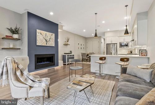 apt-1-3217 Warder St Nw, WASHINGTON, DC, 20010-3276 | Card Image