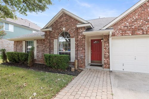 2713 Oakwood Glen Dr, Cedar Park, TX, 78613-5121 | Card Image