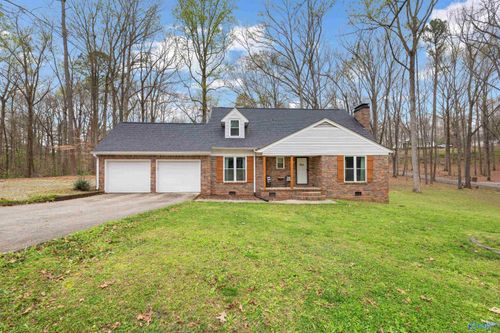 2123 Thunderbird St Nw, Hartselle, AL, 35640-4334 | Card Image