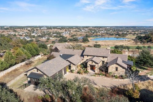 317 Sedgefield Trl, Fredericksburg, TX, 78624-2358 | Card Image