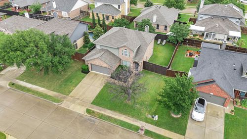 102 Lakeway Ln, Justin, TX, 76247-7014 | Card Image
