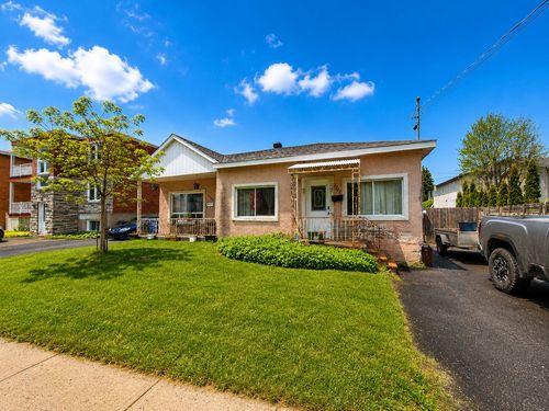 1764 Rue Labonté, Longueuil, QC, J4J3K2 | Card Image