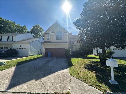 521 Windward Dr, Chesapeake, VA, 23320-3195 | Card Image