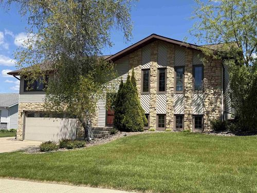 813 Alderman St, Tomah, WI, 54660-3245 | Card Image