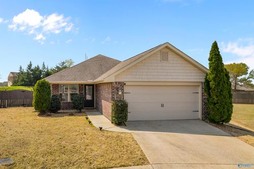 812 Willow Shoals Dr Sw, Madison, AL, 35756-2835 | Card Image