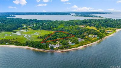 220 Centre Island Road, Home with 0 bedrooms, 0 bathrooms and null parking in Centre Island NY | Image 2