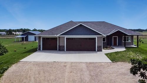 39847 447th St, Sauk Centre, MN, 56378-4838 | Card Image