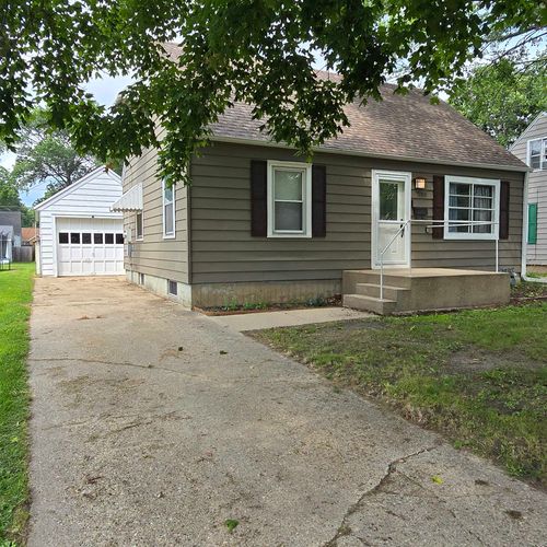 309 E 9th St, ROCK FALLS, IL, 61071-1723 | Card Image