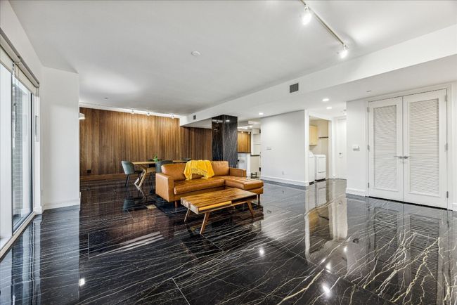 APT-401 - 901 W 9 Th St, Condo with 3 bedrooms, 2 bathrooms and null parking in Austin TX | Image 6