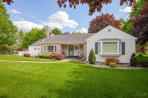 2259 Tayer Rd, Adrian, MI, 49221-3646 | Card Image