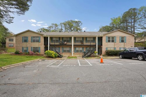 h-2827 Georgetown Dr, HOOVER, AL, 35216-5065 | Card Image