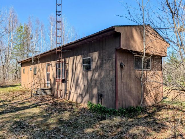 N12912 State Highway 13, House other with 2 bedrooms, 1 bathrooms and null parking in Fifield WI | Image 38