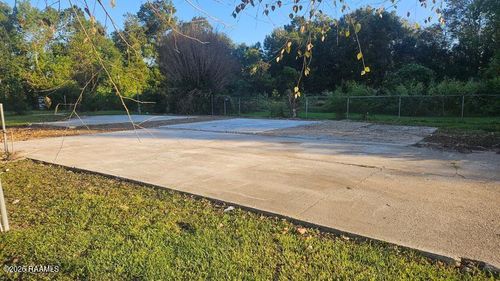 121 Miller St, Sunset, LA, 70584-6113 | Card Image
