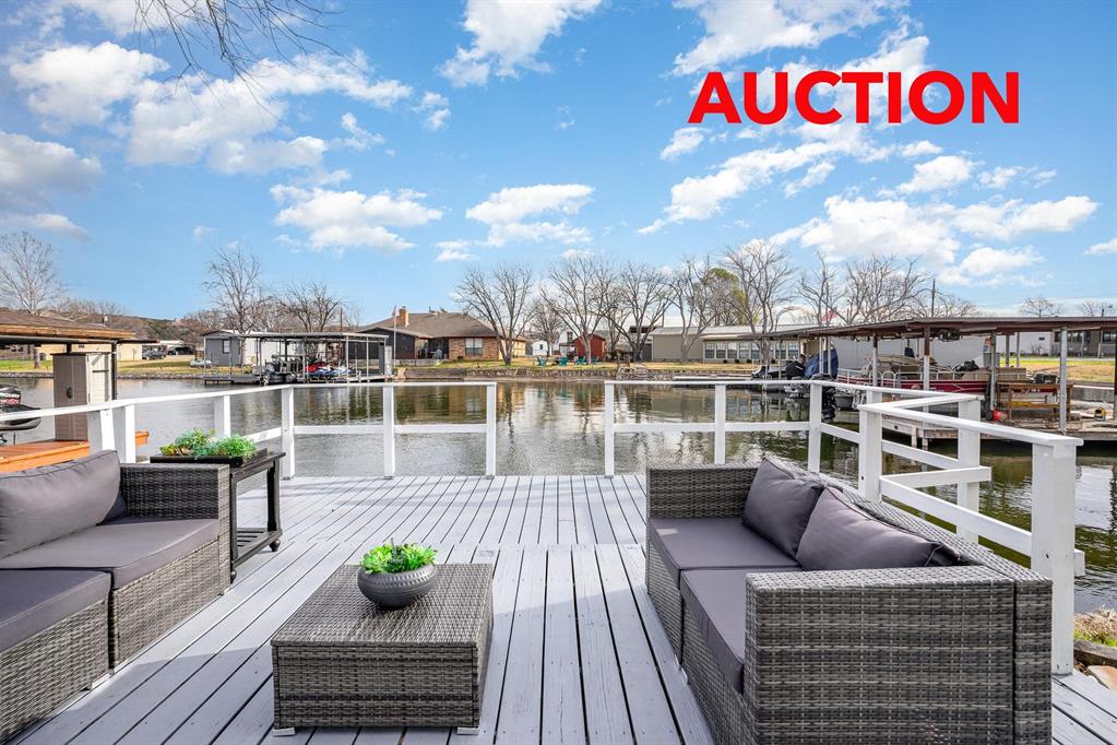 Zanzibar Ct, Granbury, TX 76048