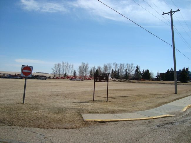 209 Main St, Home with 0 bedrooms, 0 bathrooms and null parking in Trochu AB | Image 8