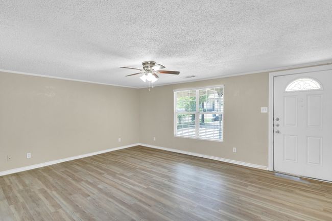 214 Hill Ln, House other with 3 bedrooms, 2 bathrooms and null parking in Red Oak TX | Image 14