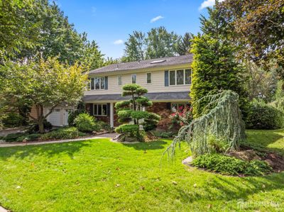 5 Boston Post Road, House other with 4 bedrooms, 3 bathrooms and null parking in East Brunswick NJ | Image 1