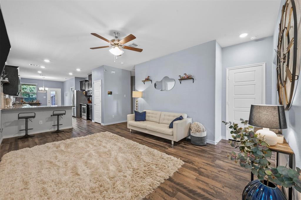 Barx Dr, Little Elm, TX 75068