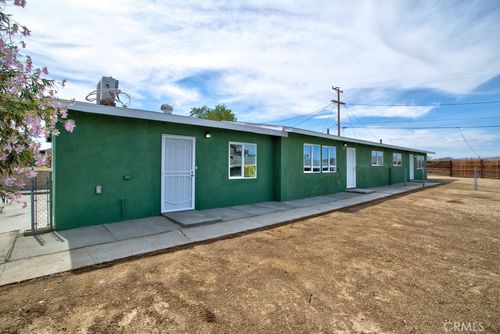 3-905 Carson St, Barstow, CA, 92311 | Card Image