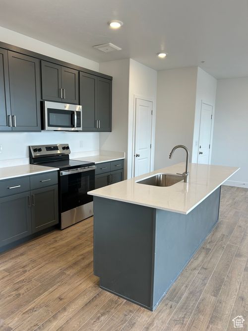 3-303-858 S 200 E, Spanish Fork, UT, 84660-3409 | Card Image