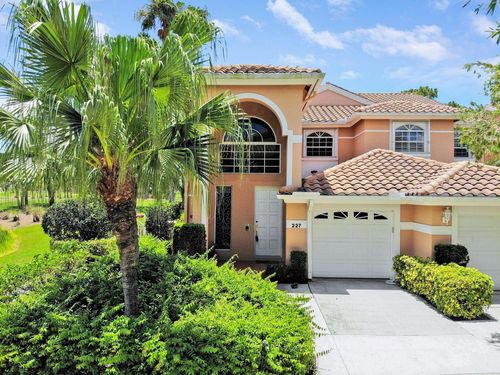 227 Legendary Cir, Palm Beach Gardens, FL, 33418-8486 | Card Image
