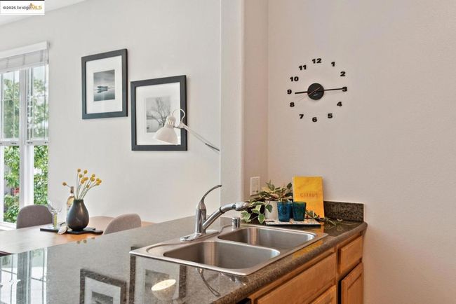 5204 - 1121 40 Th St, Condo with 1 bedrooms, 1 bathrooms and 1 parking in Emeryville CA | Image 4