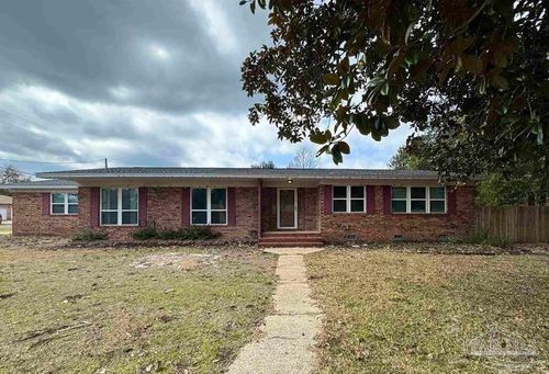 41 N 71st Ave, Pensacola, FL, 32506-5115 | Card Image