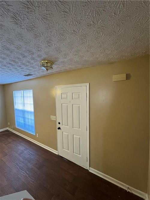 5869 Strathmoor Manor Cir, Lithonia, GA, 30058-2620 | Card Image