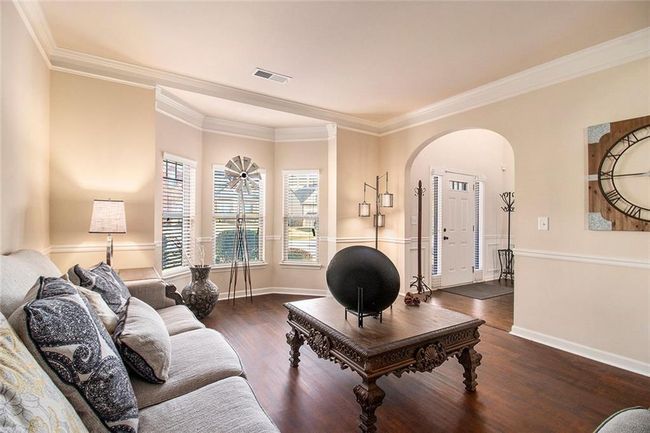 817 Nevis Way, House other with 4 bedrooms, 3 bathrooms and 6 parking in Mcdonough GA | Image 4