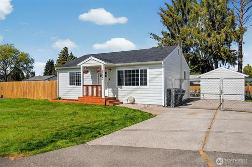 3330 Olive Way, Longview, WA, 98632-4244 | Card Image