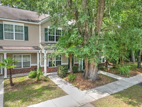 105 Chinquapin Dr, Summerville, SC, 29485-4592 | Card Image